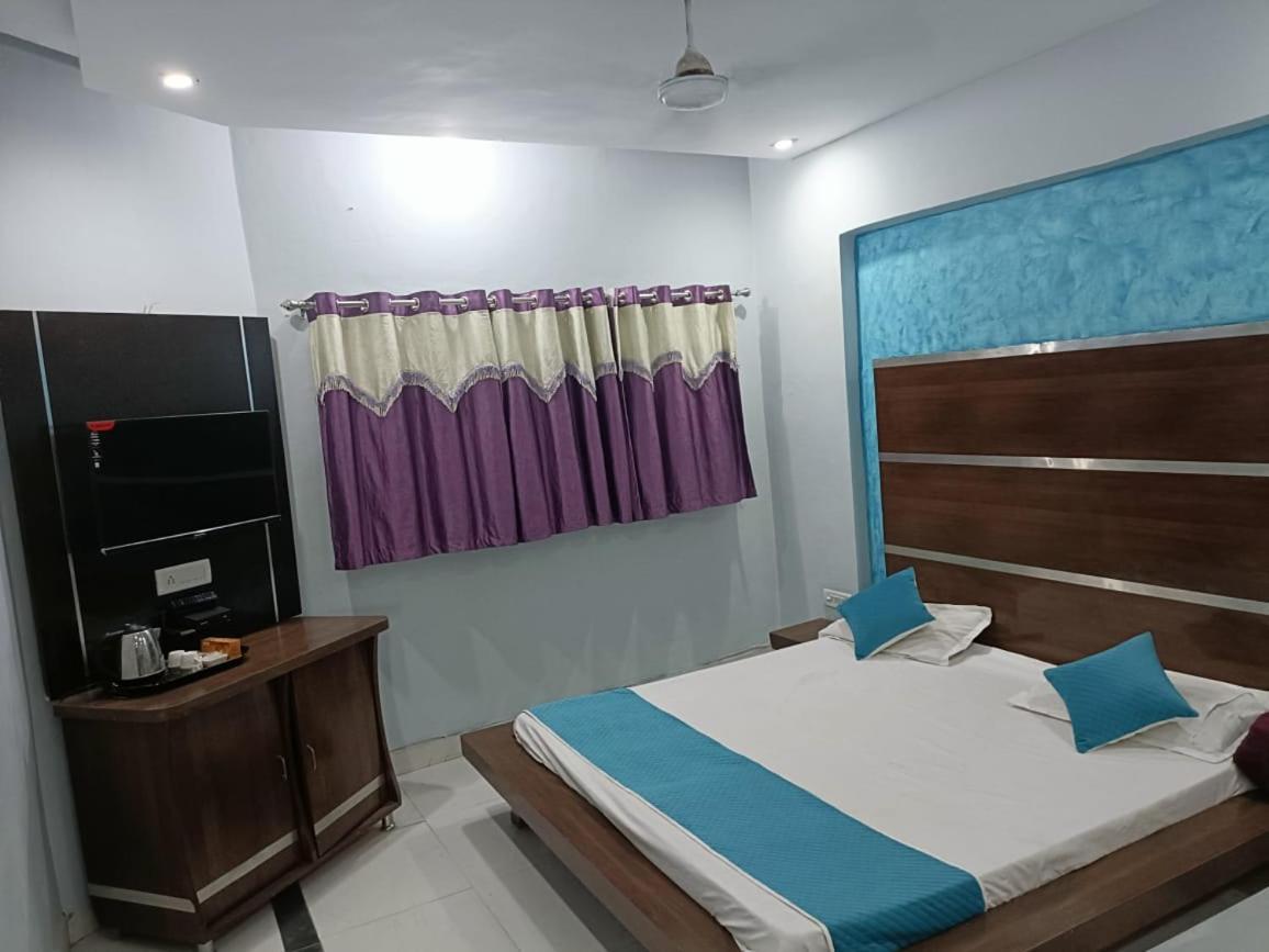 Hotel Krishna Residency Mahoba エクステリア 写真
